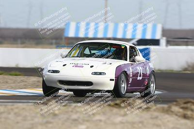 media/Mar-16-2025-CalClub SCCA (Sun) [[e72803ec8c]]/Group 5/Qualifying (Turn 1)/